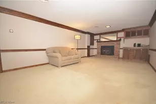 614 Fairwood Dr, Tallmadge, OH 44278 - Photo 41