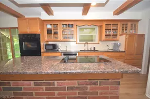 614 Fairwood Dr, Tallmadge, OH 44278 - Photo 17