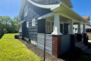 586 Brittain Rd, Akron, OH 44305 - Photo 1