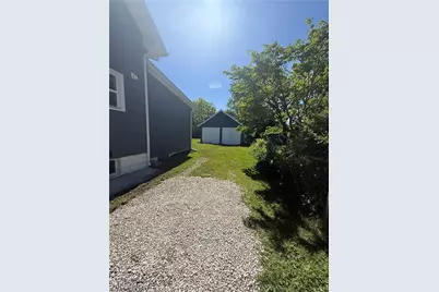 586 Brittain Road, Akron, OH 44305 - Photo 3