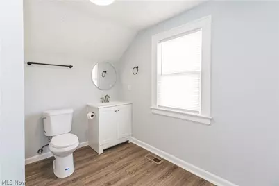 586 Brittain Road, Akron, OH 44305 - Photo 11
