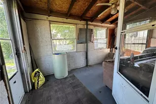 1616 Bank Pl SW, Canton, OH 44706 - Photo 9