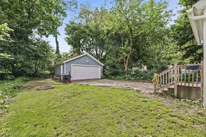 761 Carlysle Street, Akron, OH 44310 - Photo 29