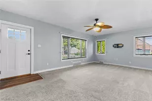 243 9th St NE, Barberton, OH 44203 - Photo 9