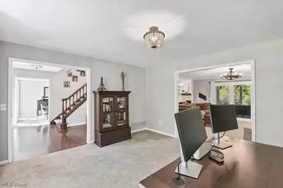 705 Lake Trail, Aurora, OH 44202 - Photo 5