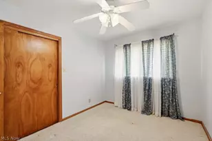 189 Pembroke Rd, Akron, OH 44333 - Photo 9