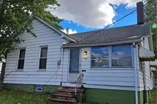 1021 Oak St, Youngstown, OH 44506 - Photo 3