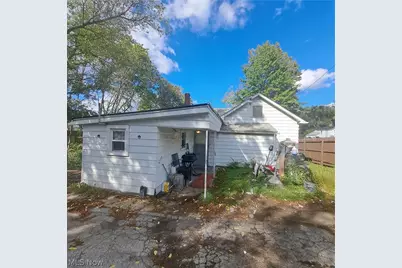 1021 Oak Street, Youngstown, OH 44506 - Photo 7