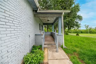 1953 Lawn Ave, Lowellville, OH 44436 - Photo 35