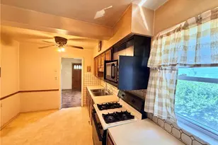 817 S Green Rd, South Euclid, OH 44121 - Photo 5