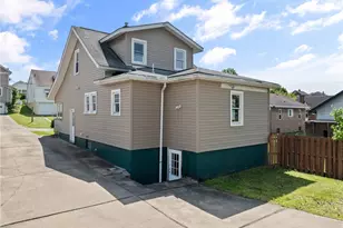 813 Jeanette Ave, Steubenville, OH 43952 - Photo 5