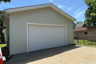 1821 Marks Ave, Akron, OH 44305 - Photo 17