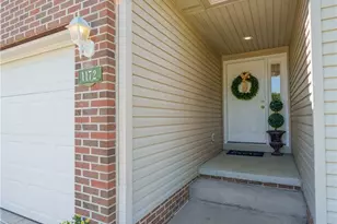 1172 Wild Brook Dr, Akron, OH 44313 - Photo 3