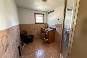 155 Webster Ave, Weirton, WV 26062 - Photo 21