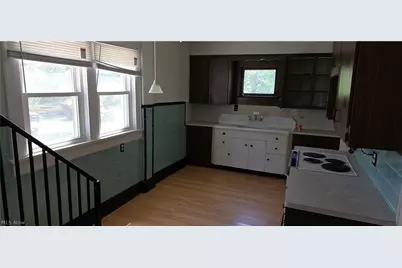 2278 11th Street SW, Akron, OH 44314 - Photo 3