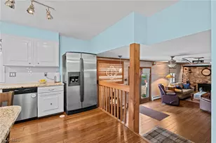 482 N Hillcrest Dr, Lakeside Marblehead, OH 43440 - Photo 15