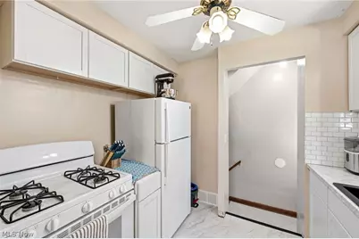474 E 328th Street, Willowick, OH 44095 - Photo 9