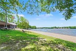 62 Rockaway Dr, Roaming Shores, OH 44085 - Photo 13