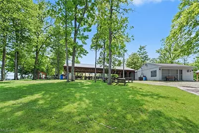 62 Rockaway Drive, Roaming Shores, OH 44085 - Photo 9
