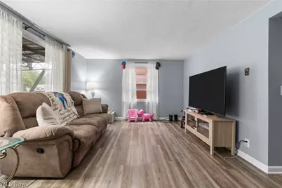 2017 Fulton Road NW, Canton, OH 44709 - Photo 13