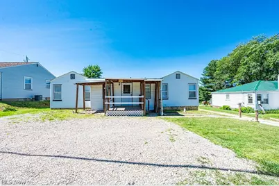 323 Steubenville Road SE, Carrollton, OH 44615 - Photo 1