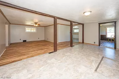 323 Steubenville Road SE, Carrollton, OH 44615 - Photo 5