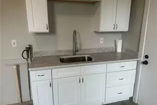 2055 W 65th St, Loveland, OH 44102 - Photo 9