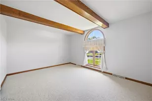 204 Colonial Dr, Canfield, OH 44406 - Photo 21