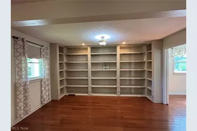 514 Michael Lane, Zoar, OH 44697 - Photo 7