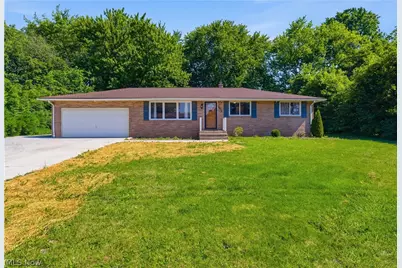 3825 34th Street NE, Canton, OH 44705 - Photo 1