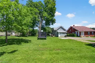 1303 Tremont Ave SW, Massillon, OH 44647 - Photo 21