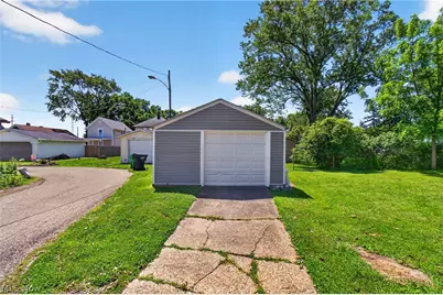 1303 Tremont Avenue SW, Massillon, OH 44647 - Photo 23