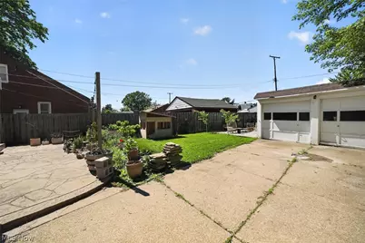 2902 Russell Avenue, Parma, OH 44134 - Photo 29