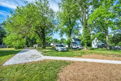 1319 Walnut Road SE, Massillon, OH 44646 - Photo 37