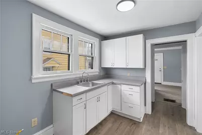 1012 Brown Street, Akron, OH 44301 - Photo 17