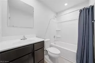 140 Wild Flower Dr, Elyria, OH 44035 - Photo 7