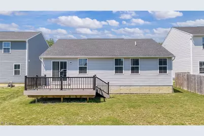 140 Wildflower Drive, Elyria, OH 44035 - Photo 45