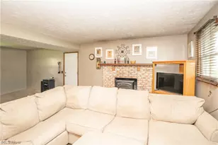 7819 Aramis St NW, Massillon, OH 44646 - Photo 23