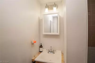 1136 Beardsley Street, Akron, OH 44301 - Photo 15