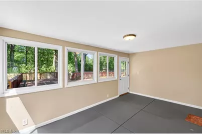 27864 Edgepark Boulevard, North Olmsted, OH 44070 - Photo 45