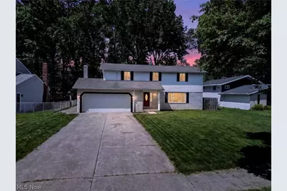27864 Edgepark Boulevard, North Olmsted, OH 44070 - Photo 1