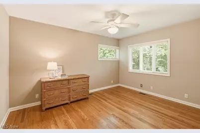 881 Gaylord Grove Road, Cuyahoga Falls, OH 44221 - Photo 29