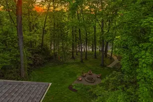881 Gaylord Grove Rd, Cuyahoga Falls, OH 44221 - Photo 11