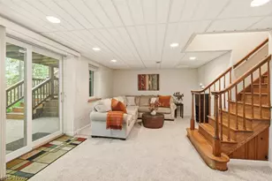 881 Gaylord Grove Rd, Cuyahoga Falls, OH 44221 - Photo 39