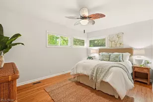 881 Gaylord Grove Rd, Cuyahoga Falls, OH 44221 - Photo 27