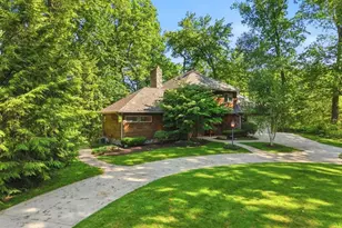 881 Gaylord Grove Rd, Cuyahoga Falls, OH 44221 - Photo 3