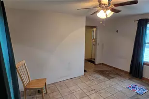 850 Kling St, Akron, OH 44311 - Photo 11