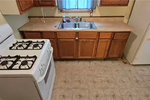 850 Kling St, Akron, OH 44311 - Photo 17