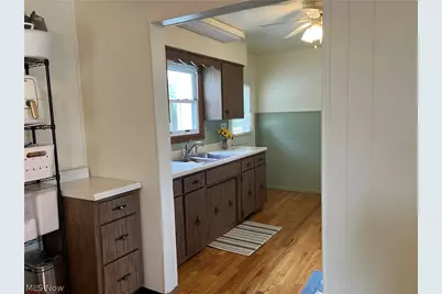 1251 Glencairn Road, Weirton, WV 26062 - Photo 9