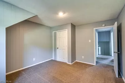 1886 Hillside Terrace, Akron, OH 44305 - Photo 25